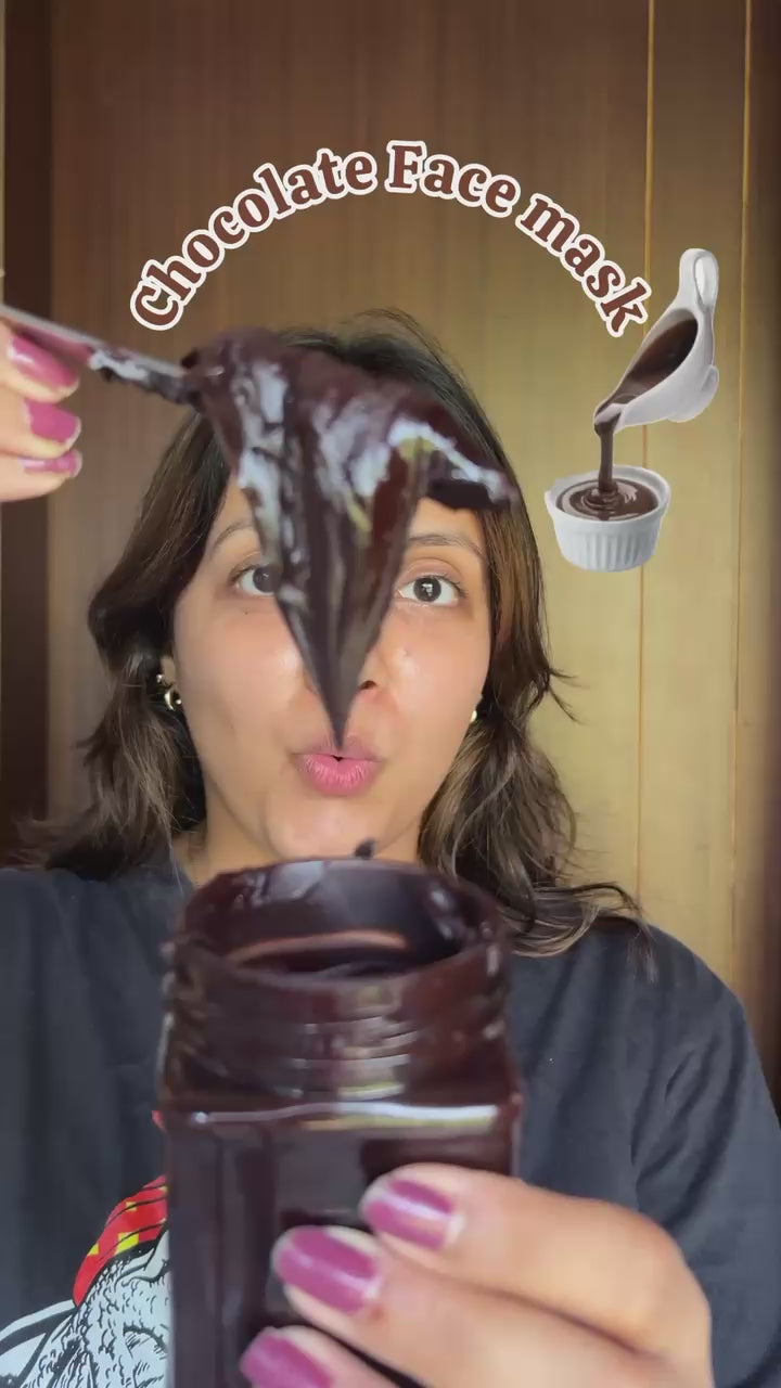 Chocolate face pack with pure cocoa powder for de-tanning

Roots To Roses chocolate mask texture showing rich formula
